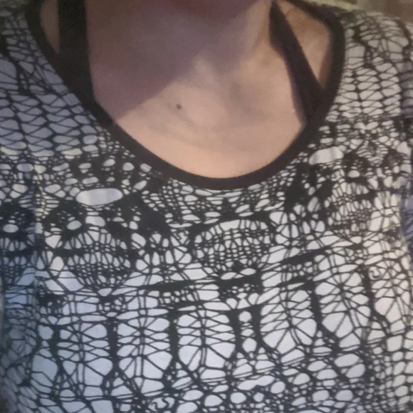 Reversible Longsleeve - Picture 1 of 8